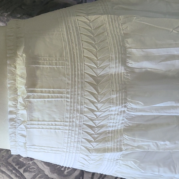 Ninety 100% cotton white skirt - Picture 7 of 11